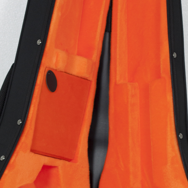 Estuche Guitarra Clasica Styrofoam Ref. Rb730 Interior Naranja Con Logo