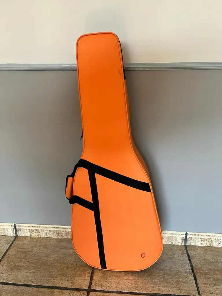 (MUESTRA) Estuche Guitarra Clasica Styrofoam Ref. Rb610